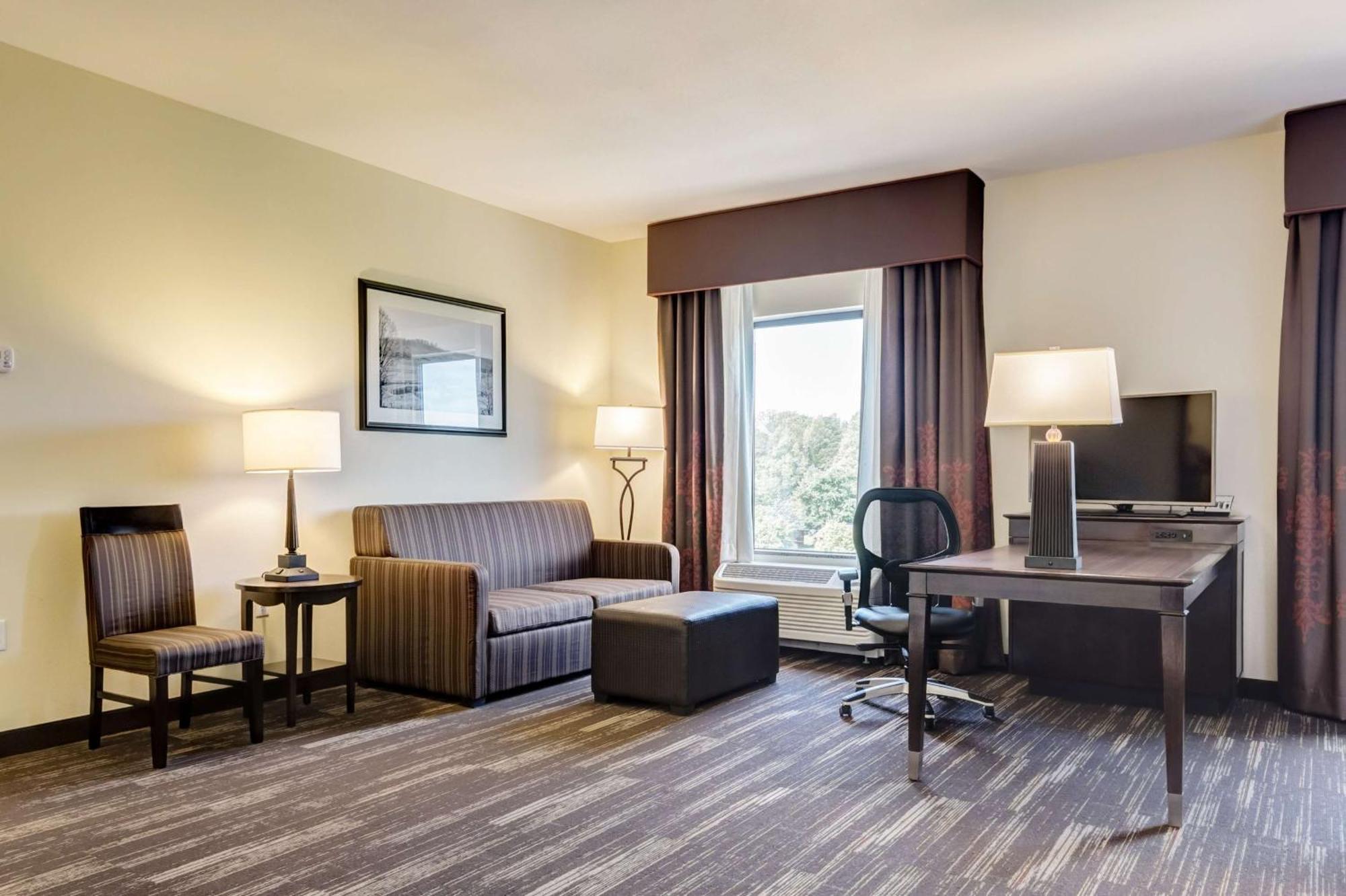Hampton Inn Поплар-Блафф Екстер'єр фото