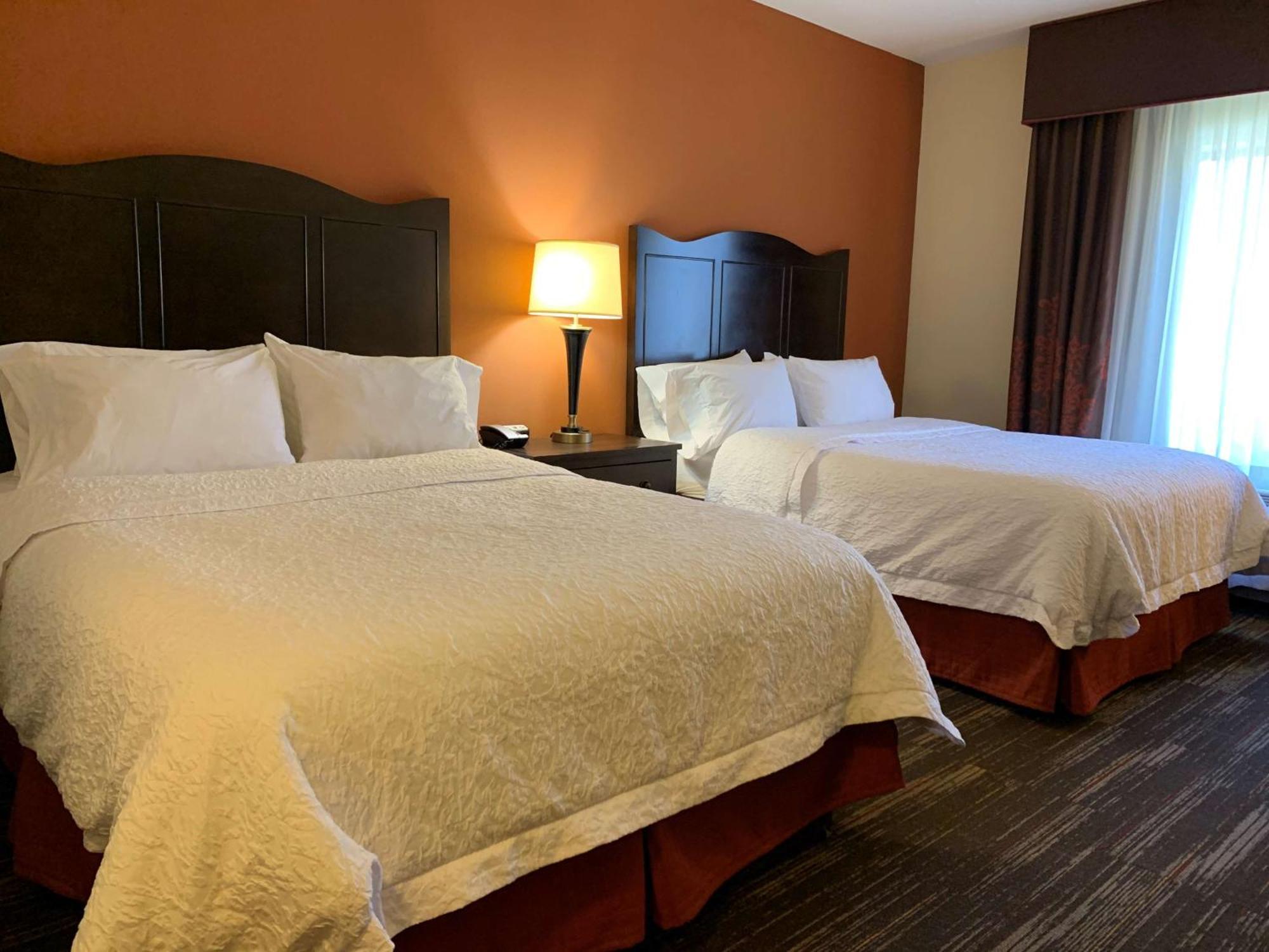 Hampton Inn Поплар-Блафф Екстер'єр фото